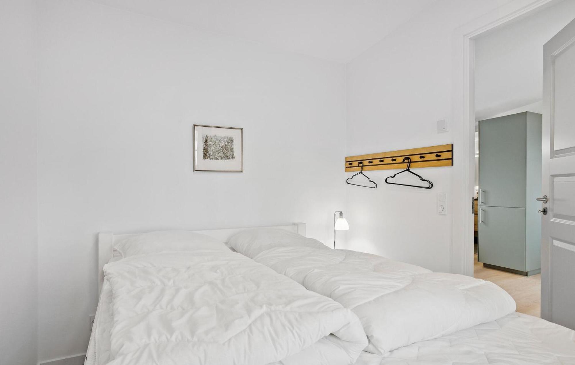 Beach Front Home In Sjolund With Kitchen エクステリア 写真